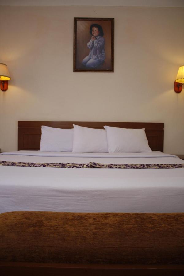 Hotel Bumi Asih Padangsidimpuan Batubelubang Екстер'єр фото